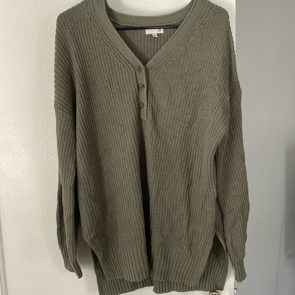 Green sweater